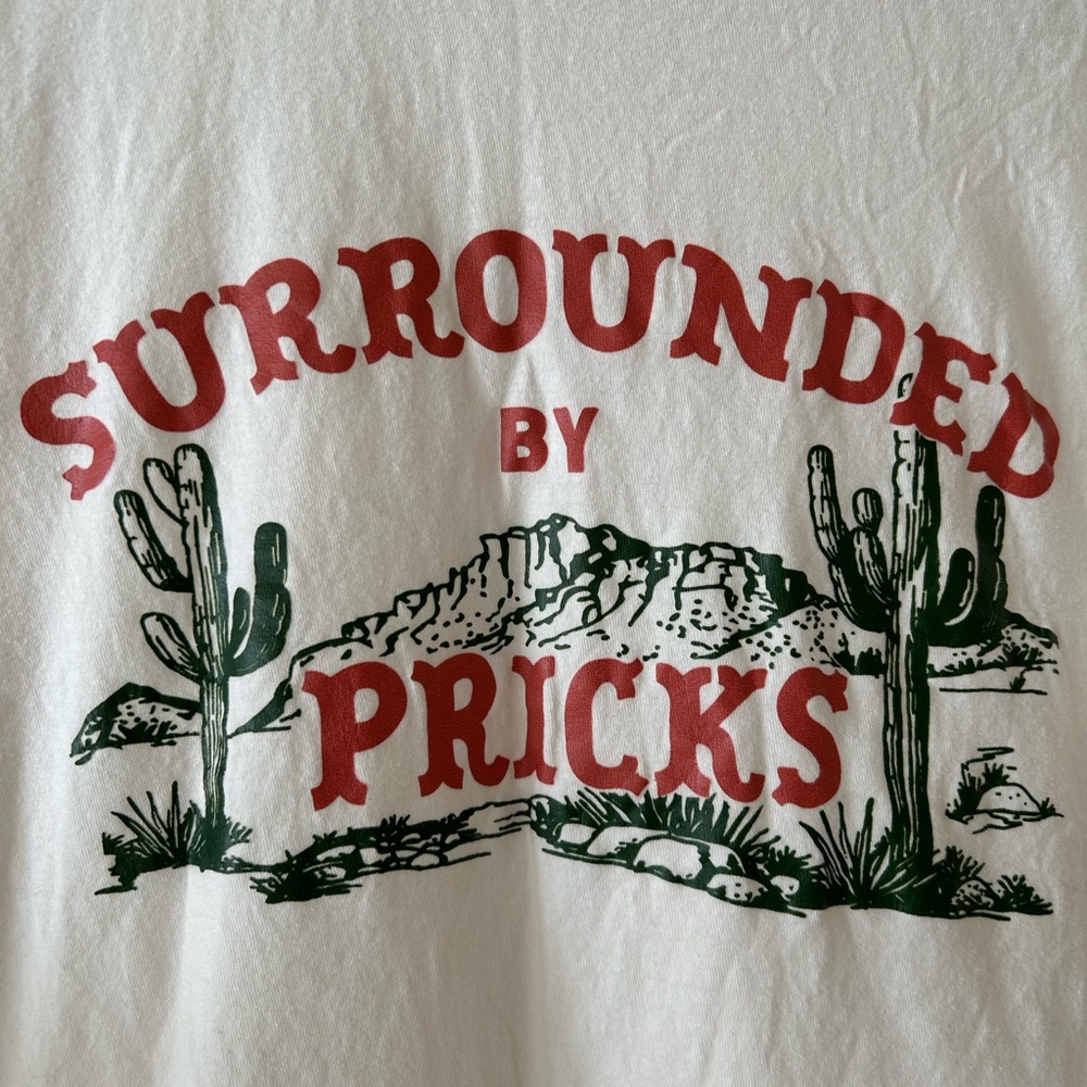 Graphic Cream T-Shirt with Cactus Design - Picture 2 of 2
